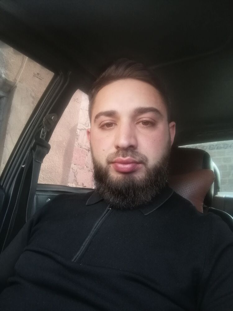 ���� 26673977 ������� Hrach, 28 ���, ���� ���������� � ��������