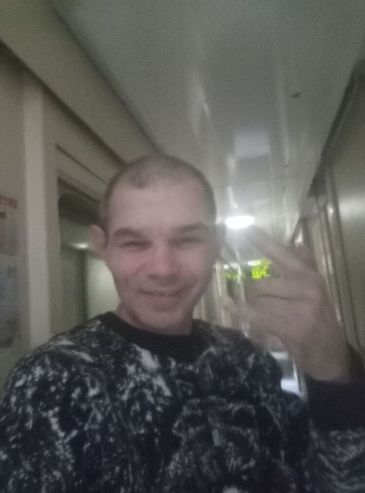  33288927  , 54 ,    