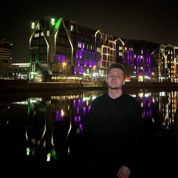 ���� 46701577 ����� ����, 25 ���, ���� ���������� � ������������