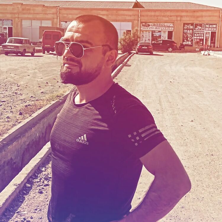  47270137  Elcin, 29 ,    