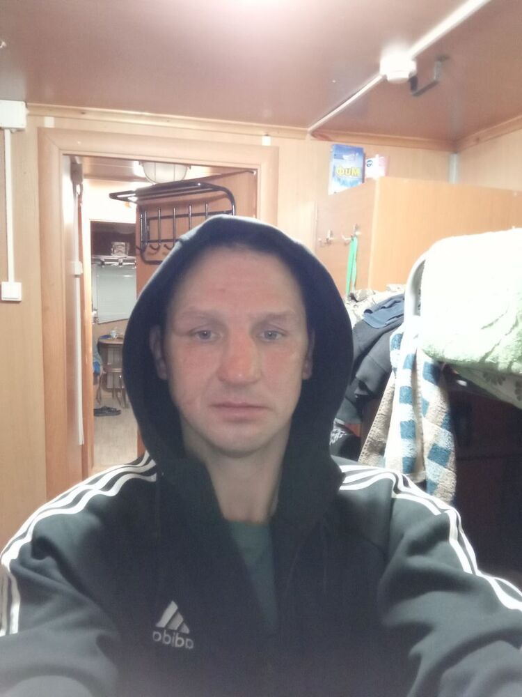  49660847  , 42 ,    