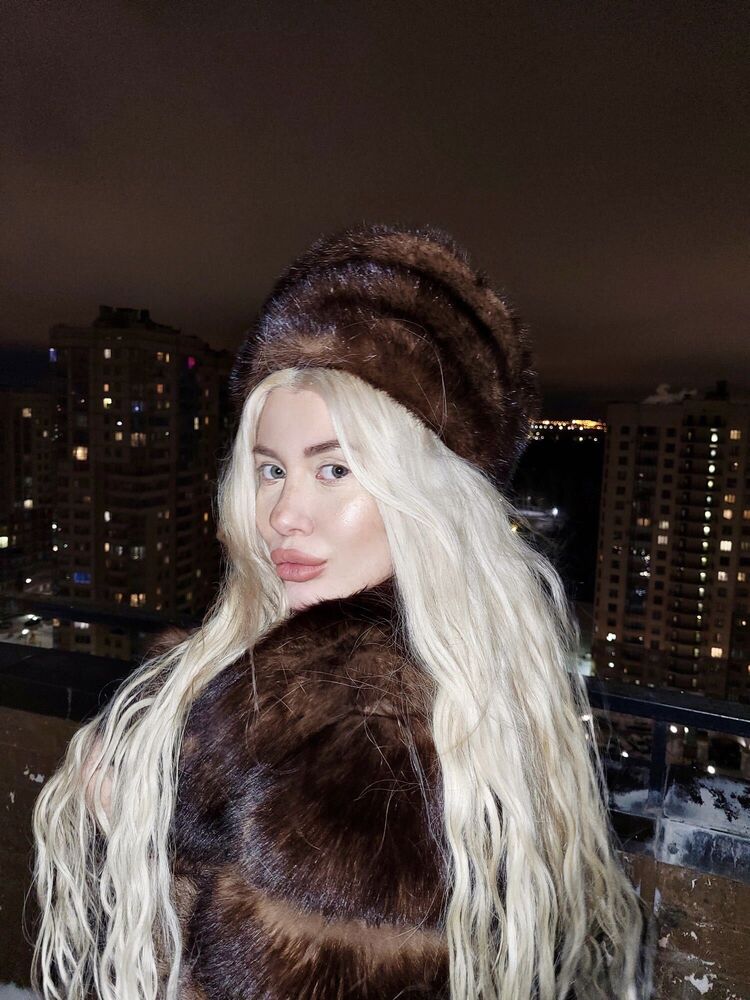  39760367  Diana, 28 ,    -