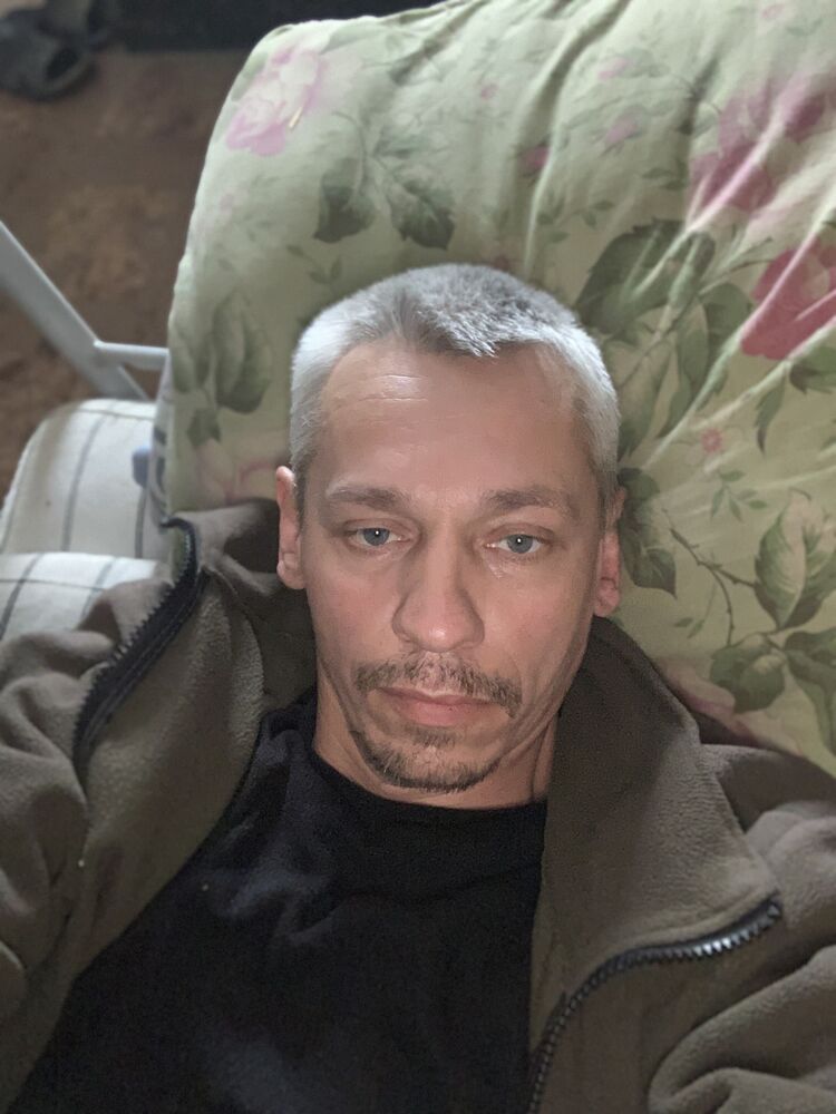  46843267  , 44 ,    