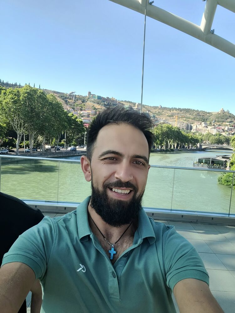  52886757  , 31 ,    -