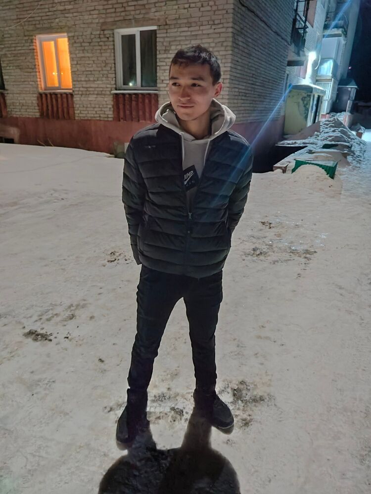  41801777  , 24 ,    