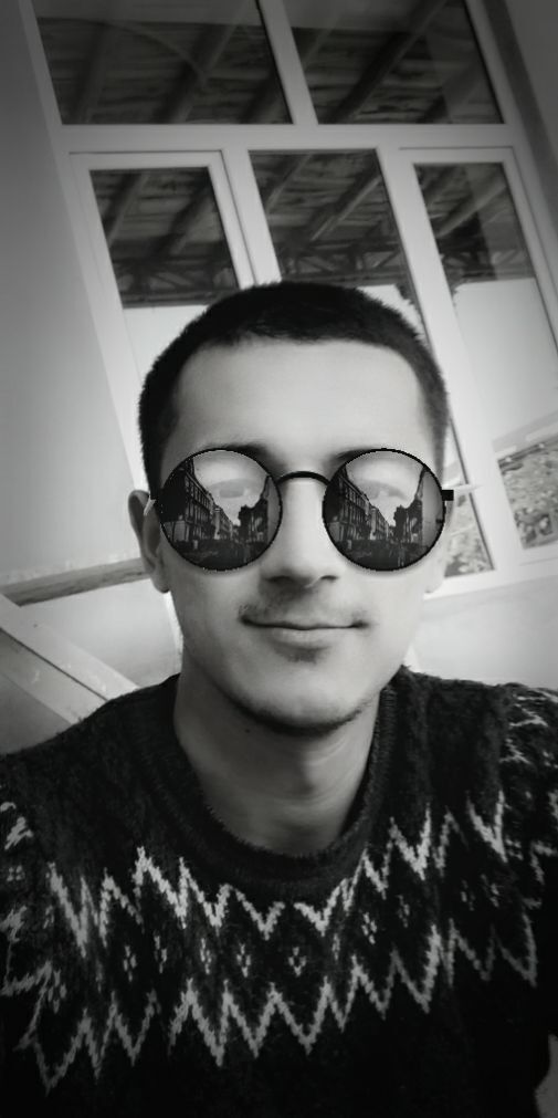  18313487  Anvar, 32 ,    