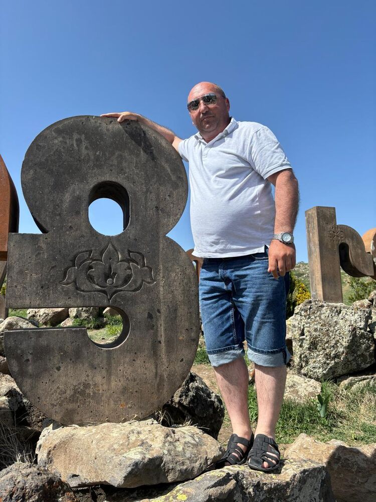  46574937  Colak, 45 ,    