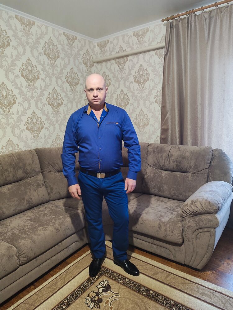  48873447  , 44 ,    