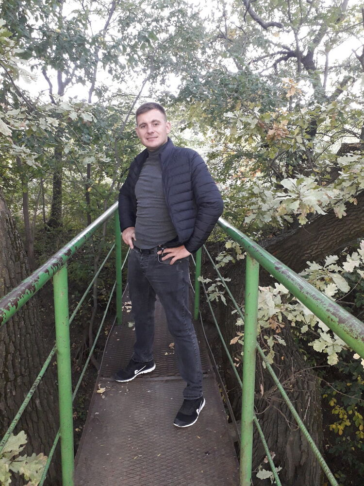  16031187  Dima, 30 ,    