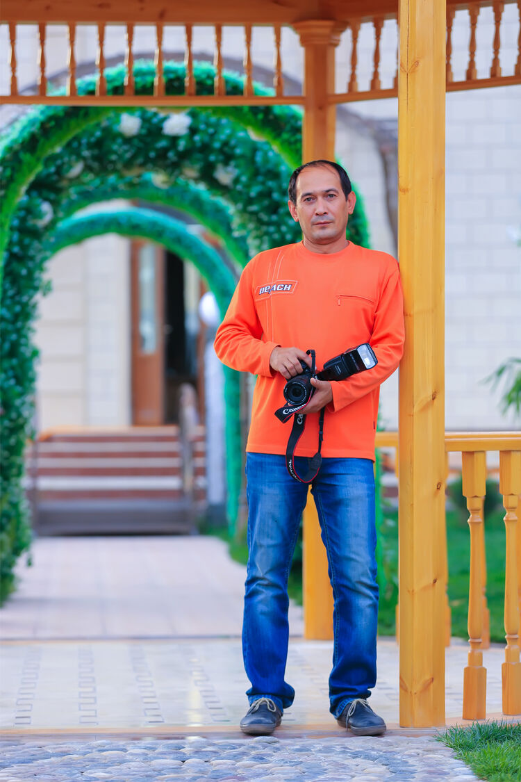  34141817  Azik, 47 ,    -