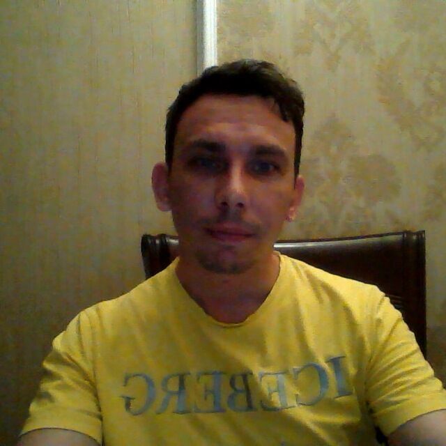  53476007  Mikhail, 28 ,    