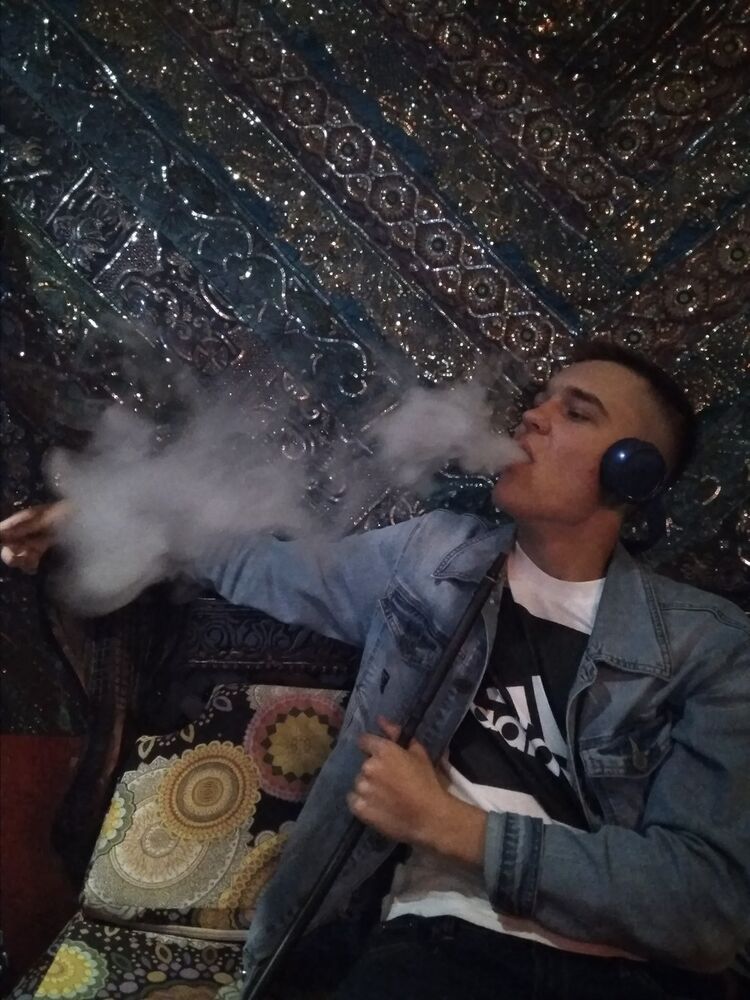  ,   Alexander, 27 ,   ,   , c 