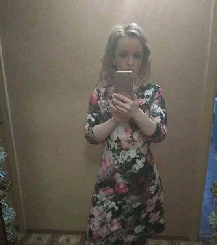  ,   Julia, 39 ,     , c 