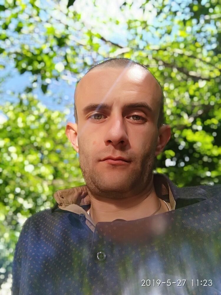  Alsbach-Hahnlein,    , 37 ,  