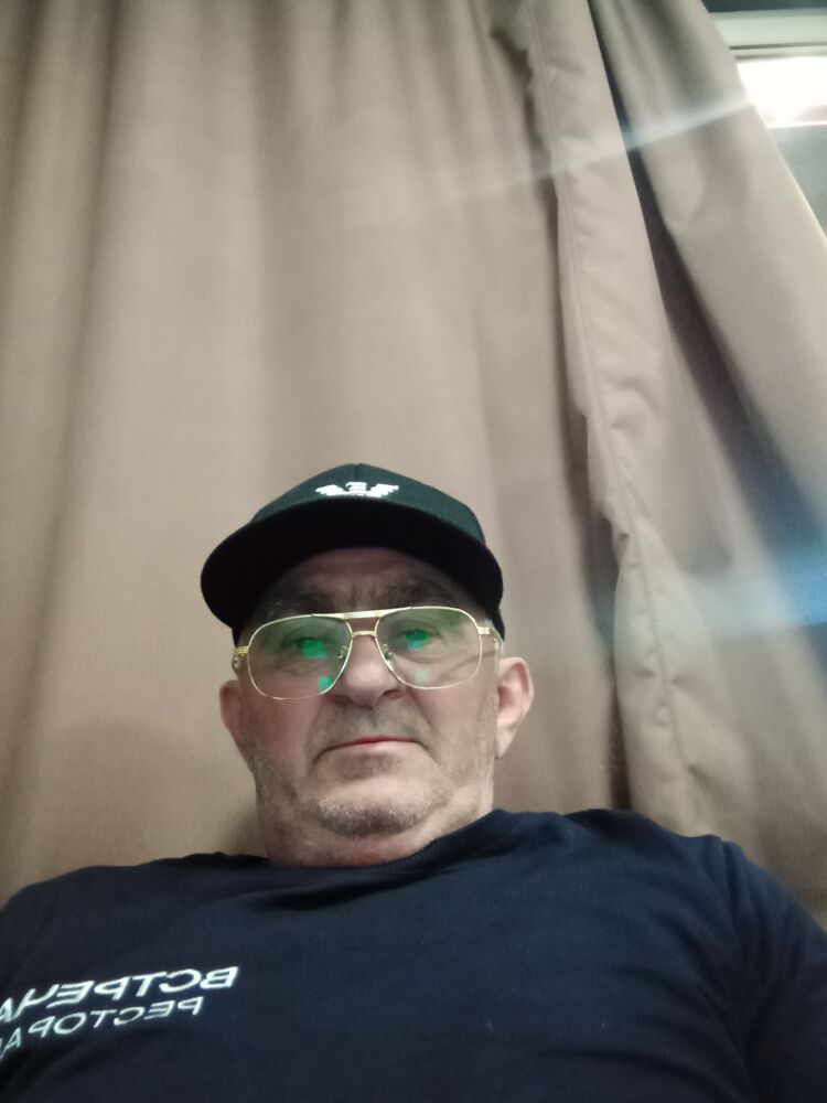  47042567  Garlk, 49 ,    