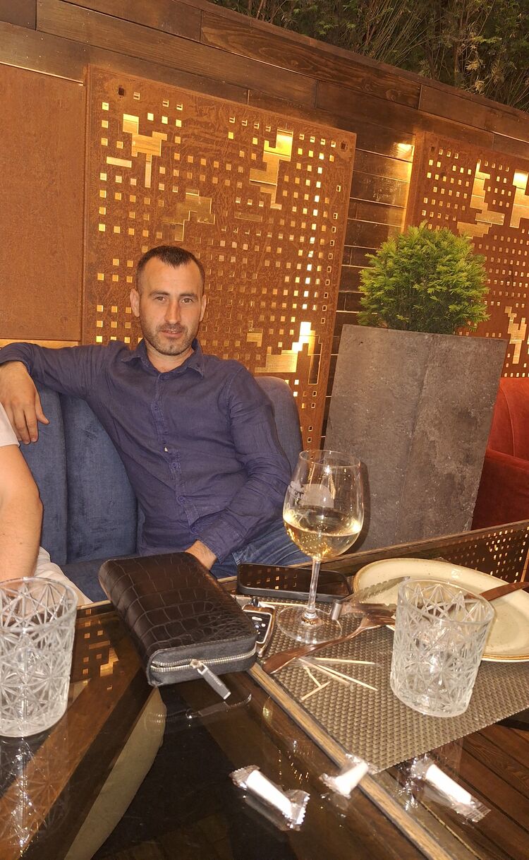  46425597  Vadim, 37 ,    