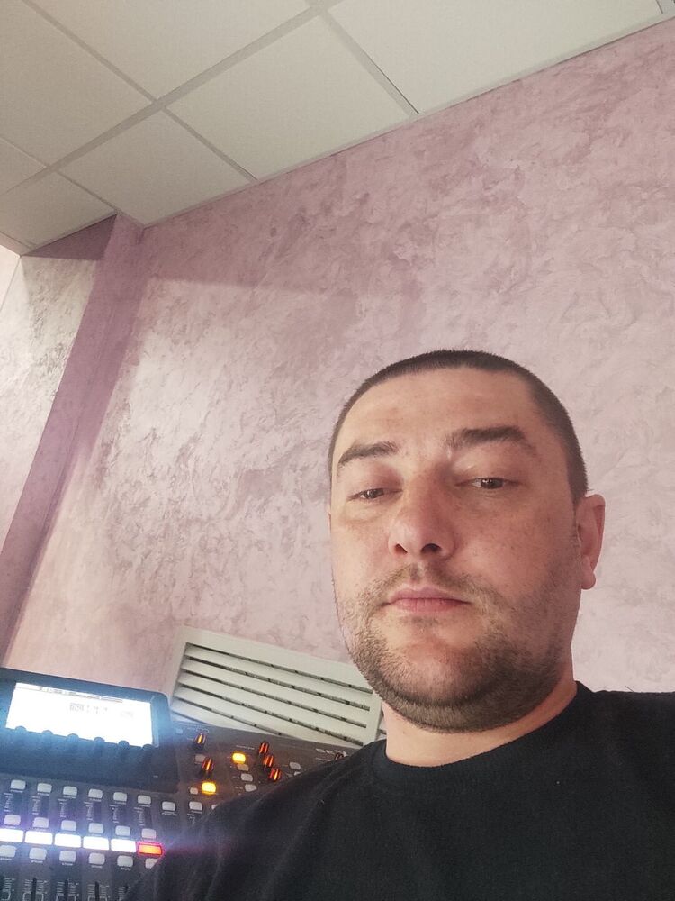  48870607  , 33 ,    