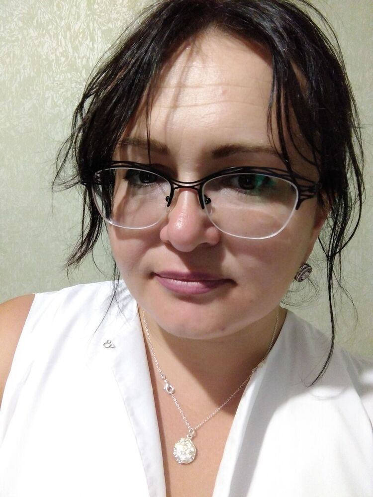  21287127  Kat, 46 ,    