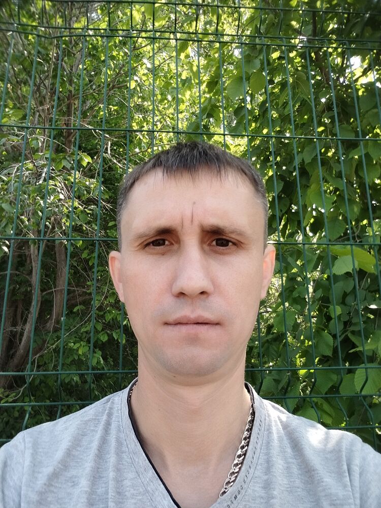  45813877  , 37 ,    