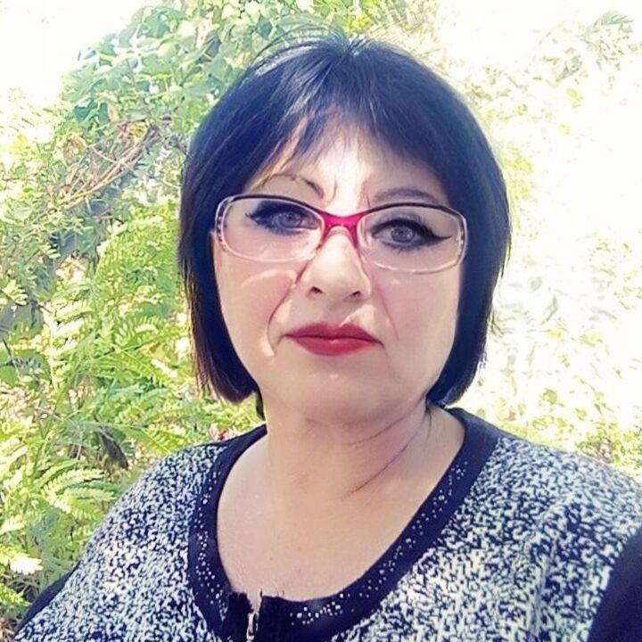  ,   Mariet, 53 ,   ,   