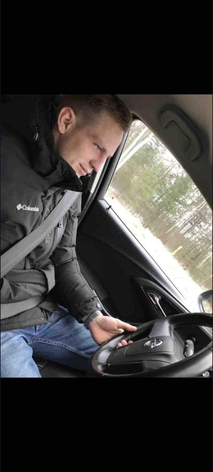  50666167  Edvard, 29 ,    
