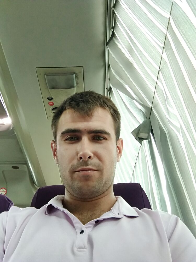  31810277  , 32 ,    