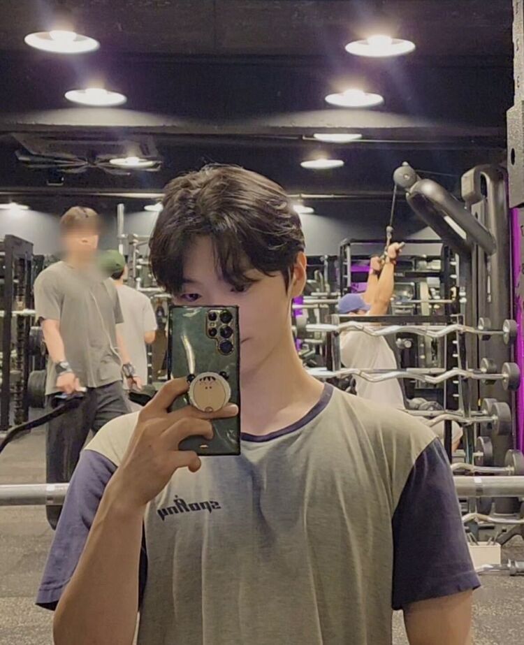  ,   Korea, 25 ,   ,   