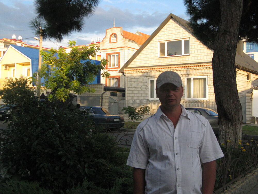  4033177  Oleg, 46 ,    