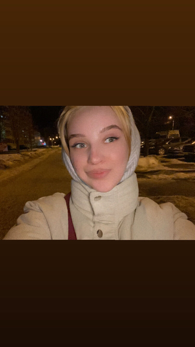  53915987  , 24 ,    
