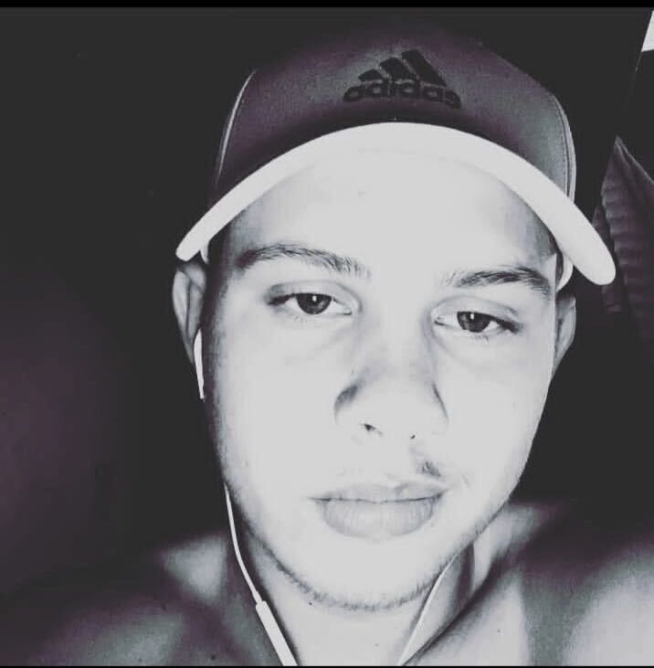  32690697  , 22 ,    
