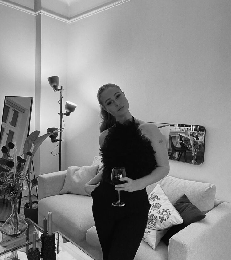 ���� 50348957 ������� ��������, 31 ���, ���� ���������� � �������