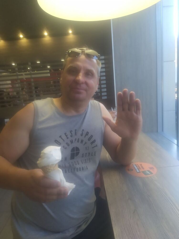  44934567  , 51 ,    