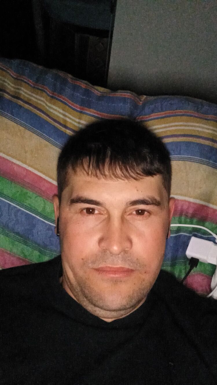  33588097  Umidjon, 35 ,    