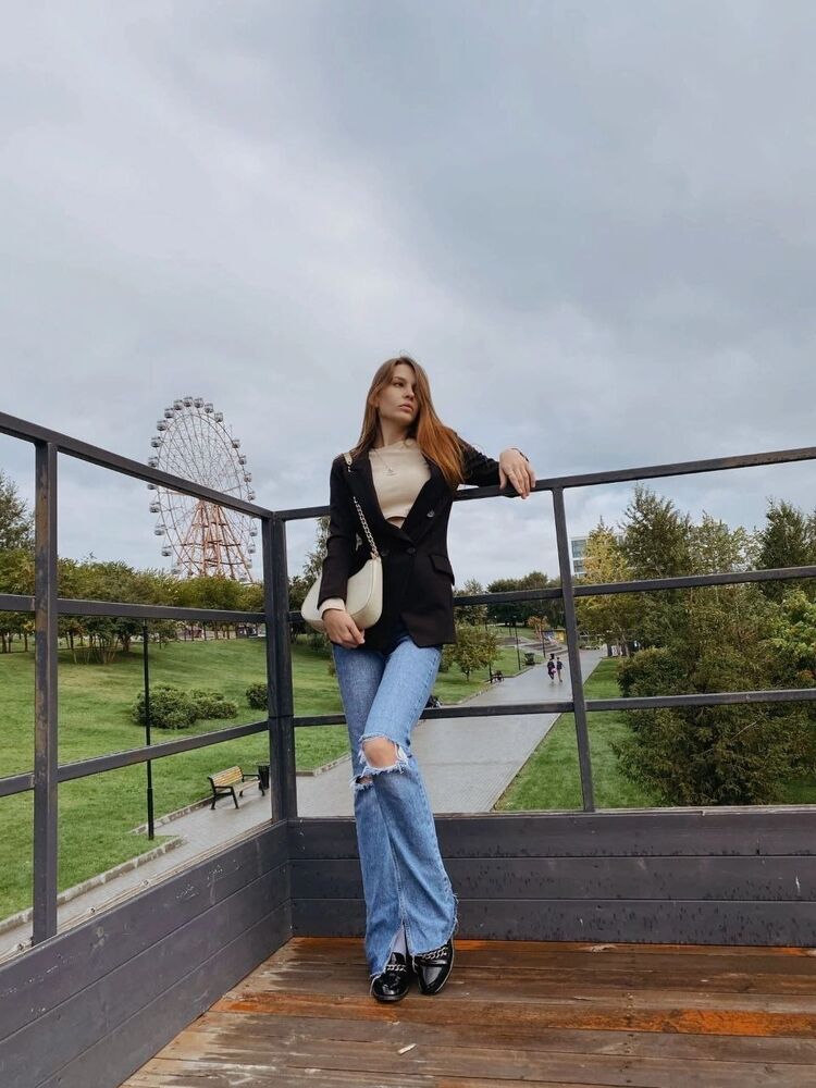  ,   , 27 ,   ,   