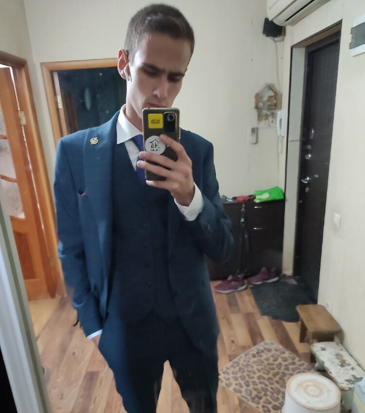  31525127  , 24 ,    