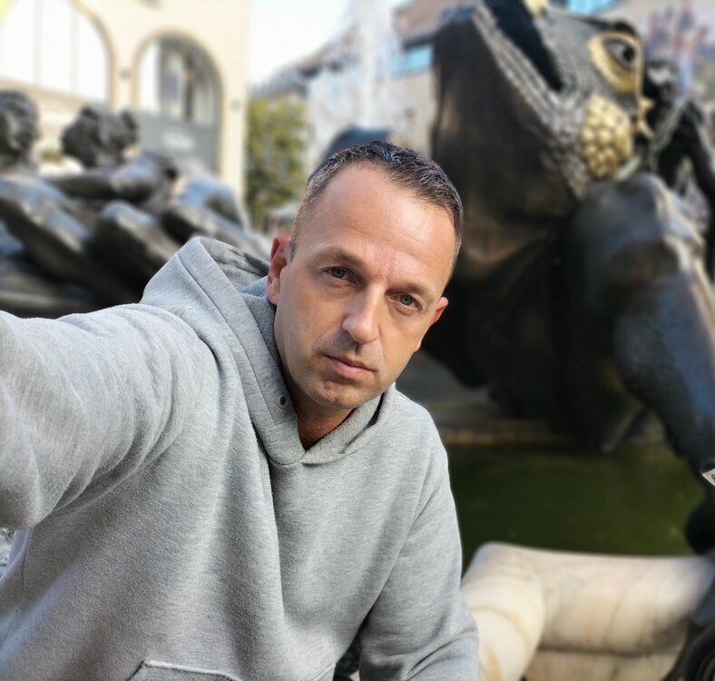  ,   GG, 45 ,   ,   , c 