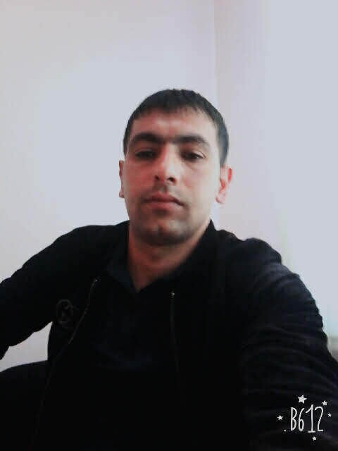  29998577  Senan, 37 ,    