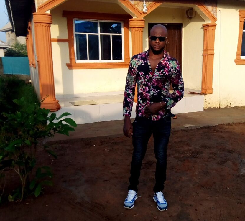  ,   EMmanuel, 38 ,   ,   , c 