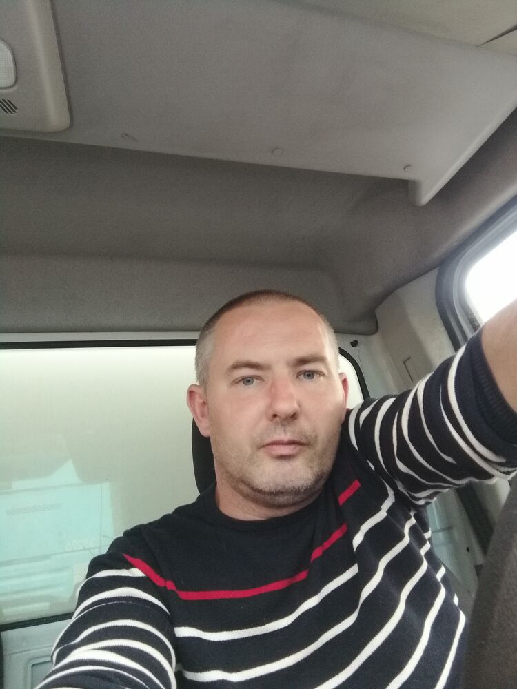  53054837  , 36 ,    -