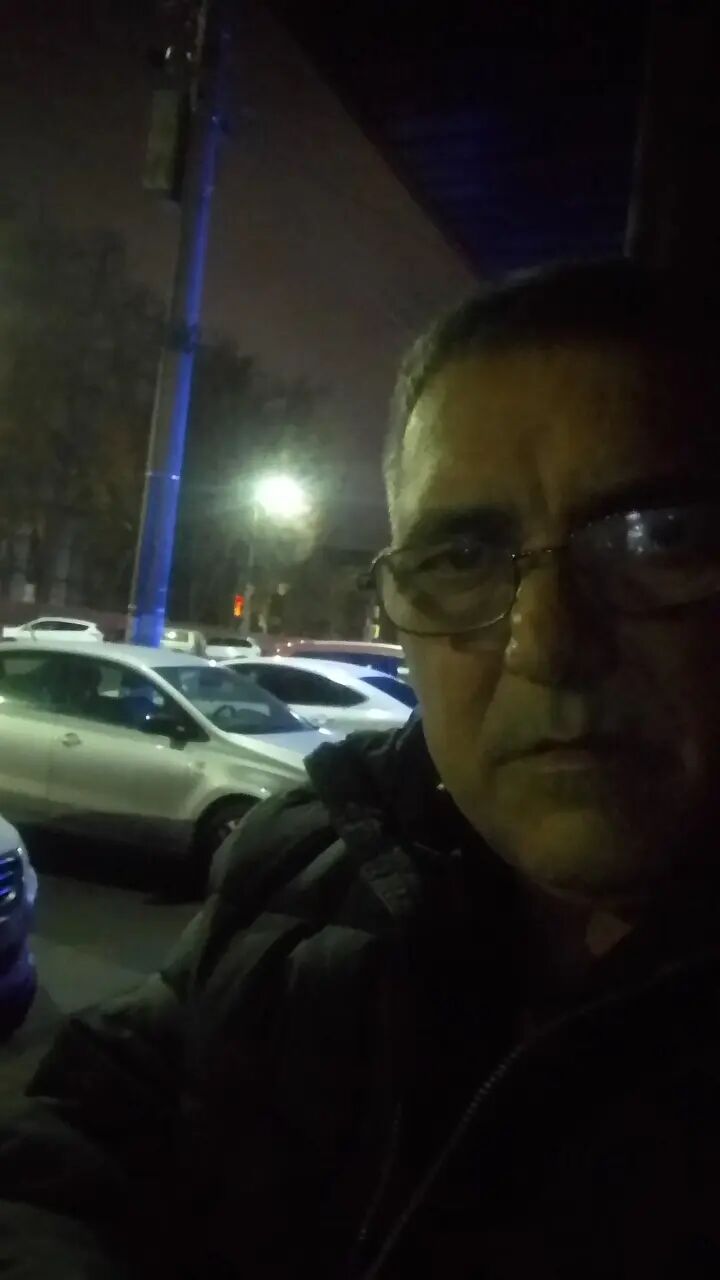  39010737  Alejandro, 60 ,    