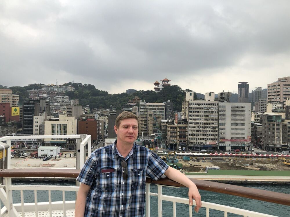  ,   Konstantin, 50 ,   ,   