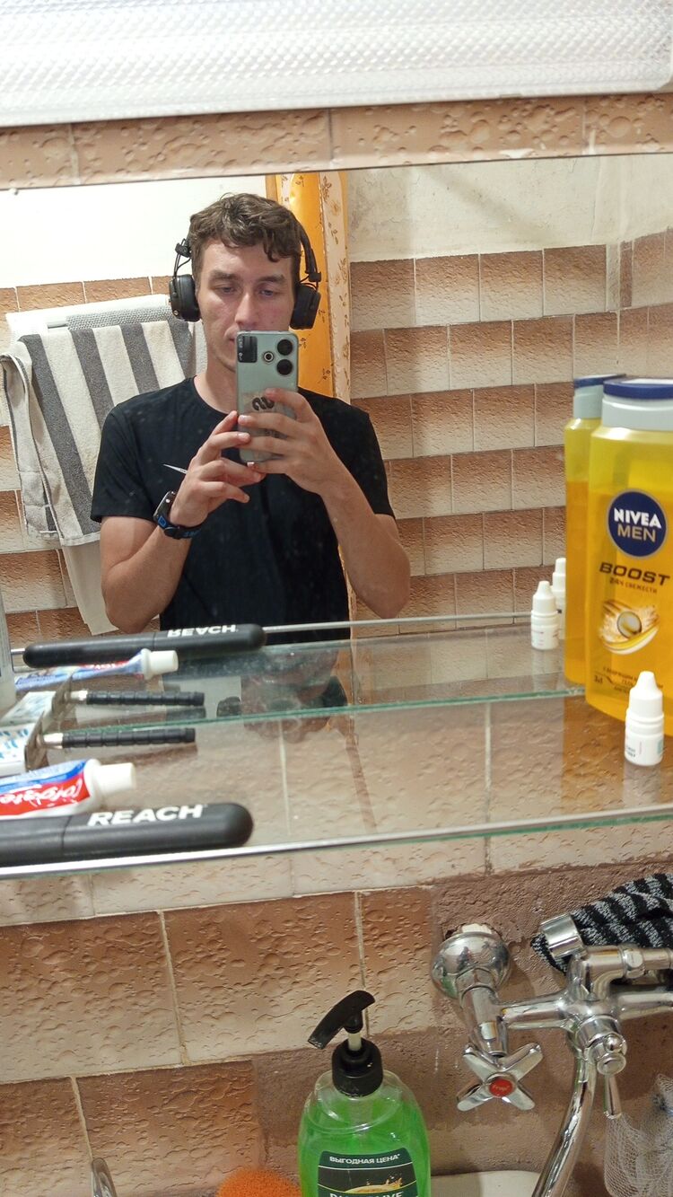  53006747  Danil, 24 ,    