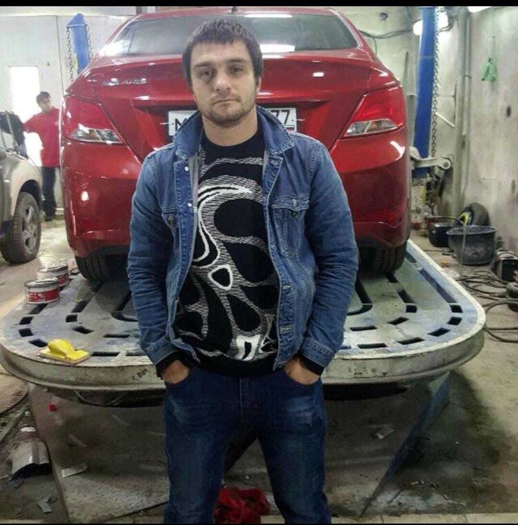  47832587  , 34 ,    