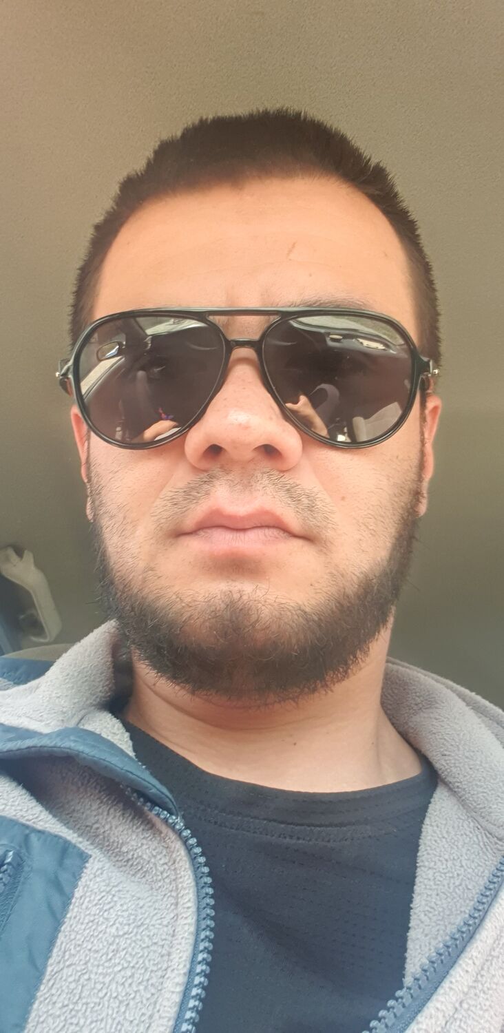  46896127  A, 32 ,    