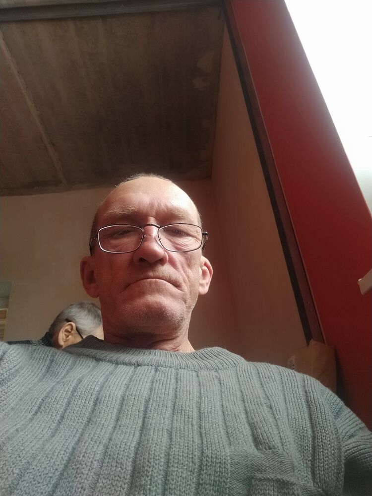  41311687  , 54 ,    