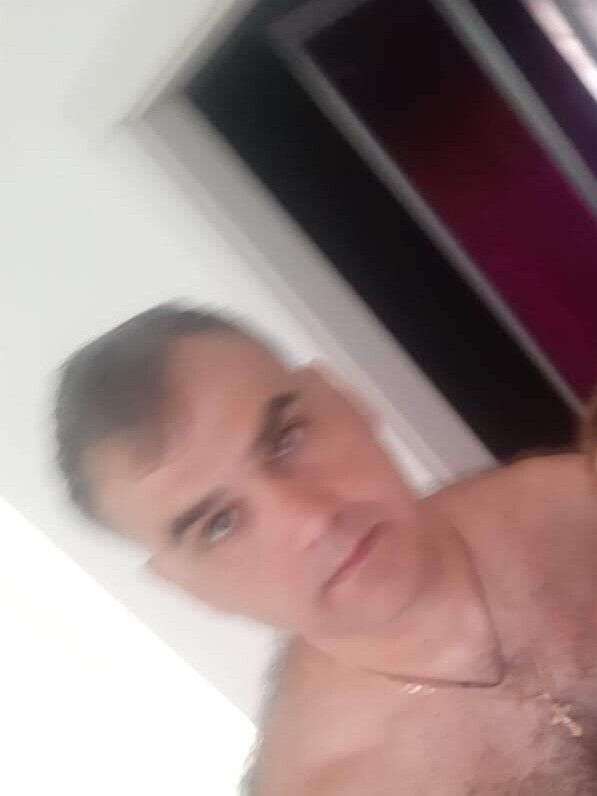  34128147  Vlad, 37 ,    