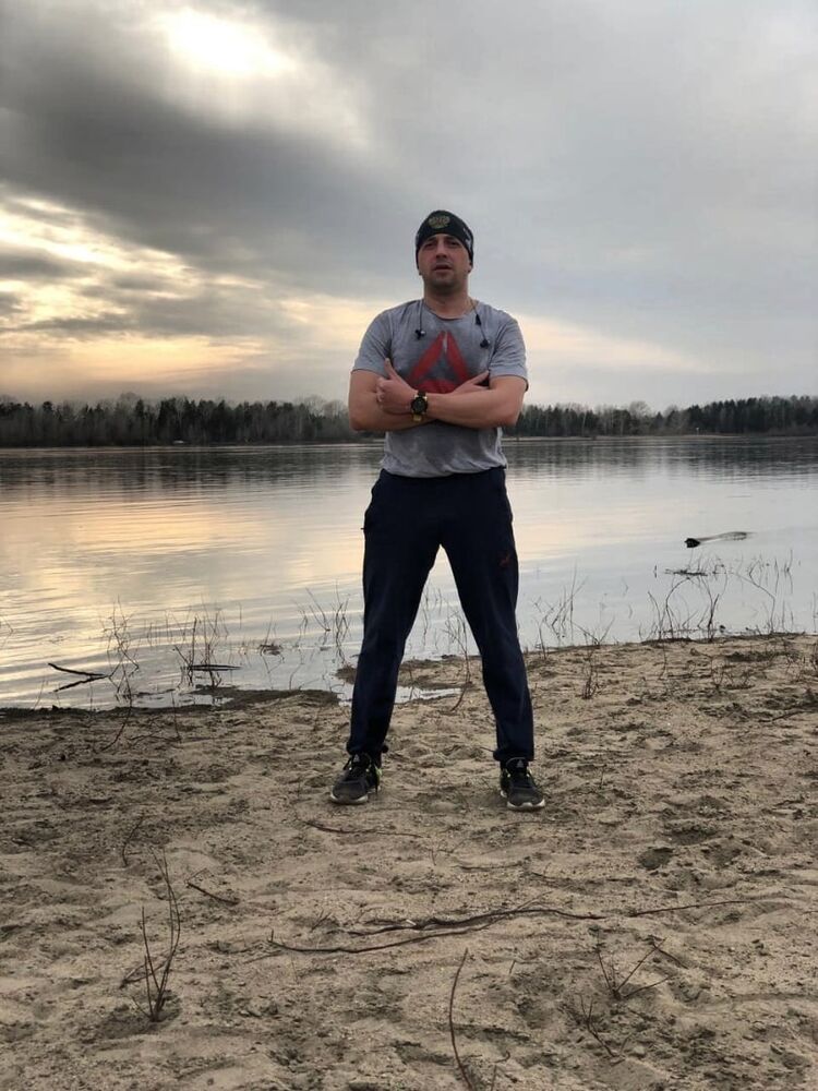  26200567  , 42 ,    -