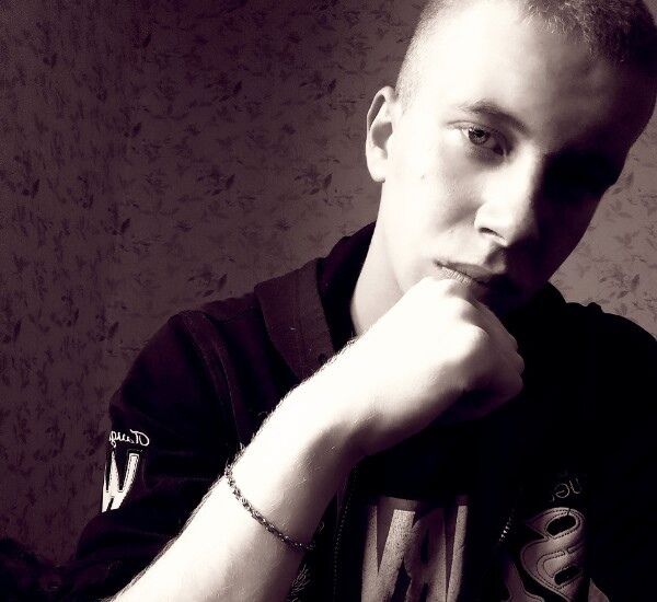  33355007  Pavel, 22 ,    