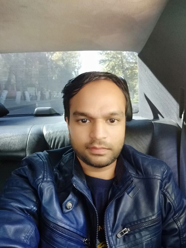  13417657  Piyush, 33 ,    