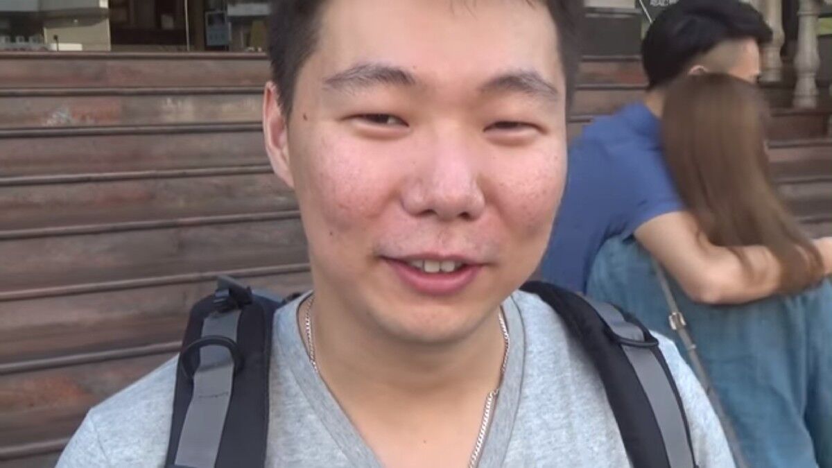  ,   Erlan, 42 ,   